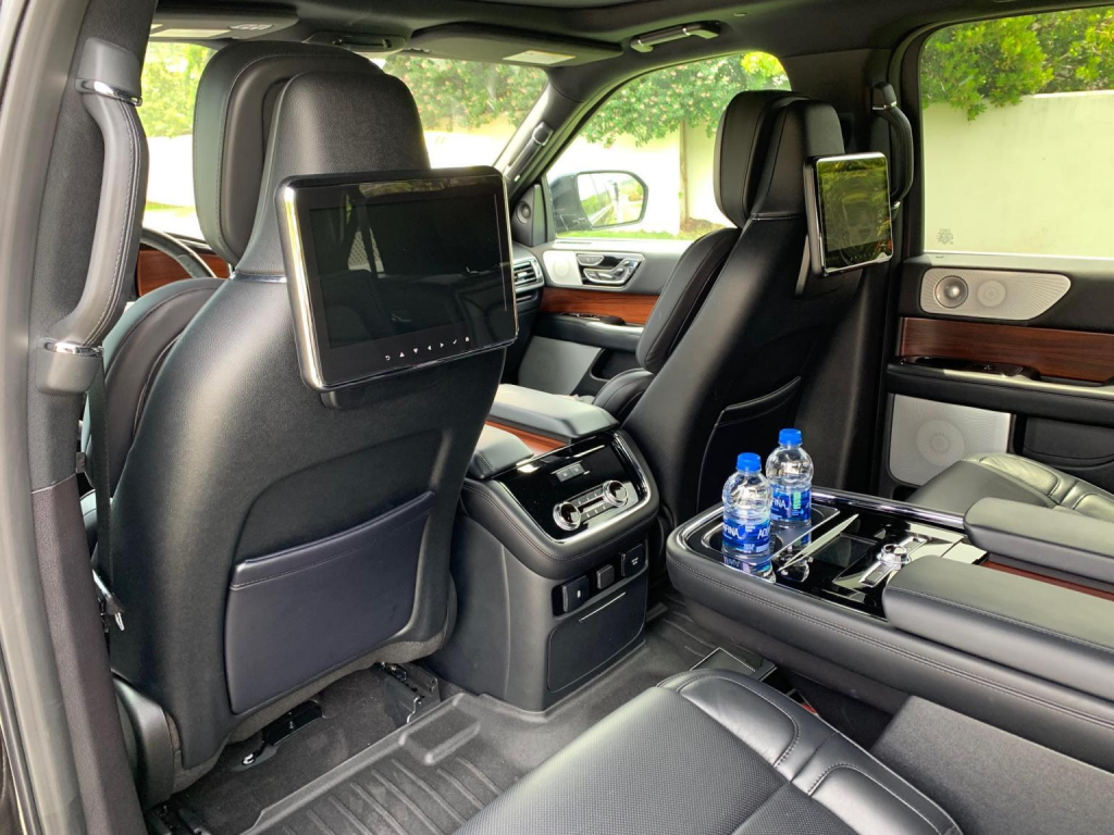 Lincoln Navigator