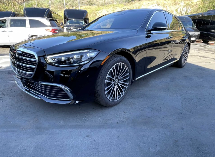 One of the cars available for rent at Limo SF VIP.